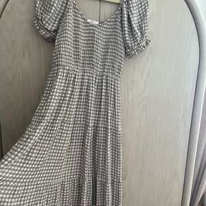 Neuflora gingham Puff Sleeve Dress (Lillian)